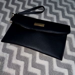 Black Clutch